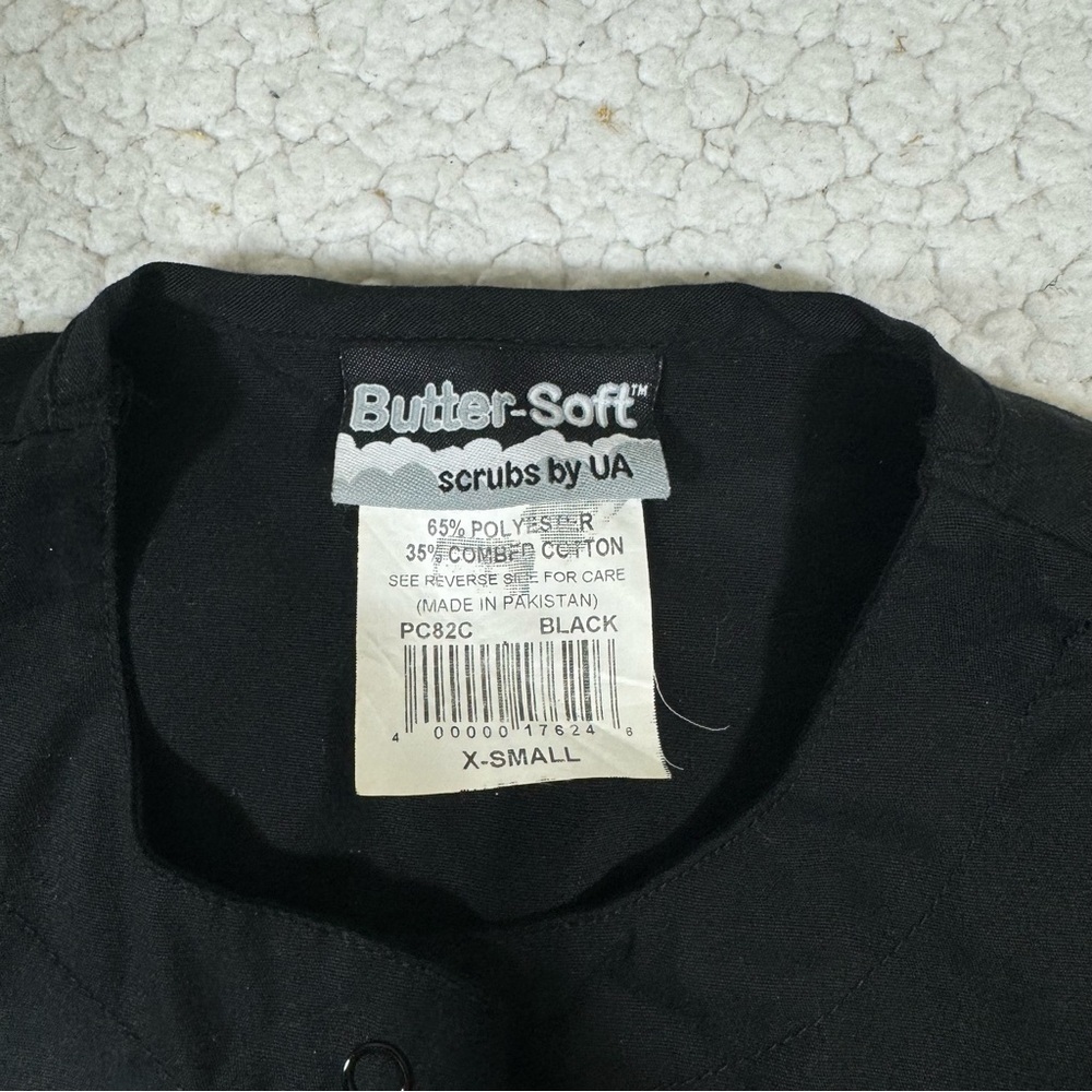 Butter-Soft Scrubs by UA Long Sleeve NFL New Orleans Saints Scrub Top Size XS - Picture 5 of 5
